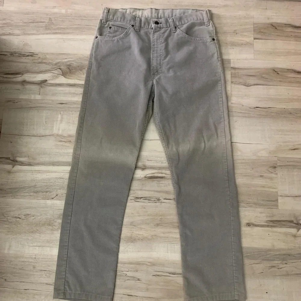 Levis grey straight